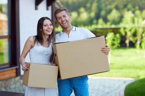 Different van sizes available for moving truck hire in Hackney